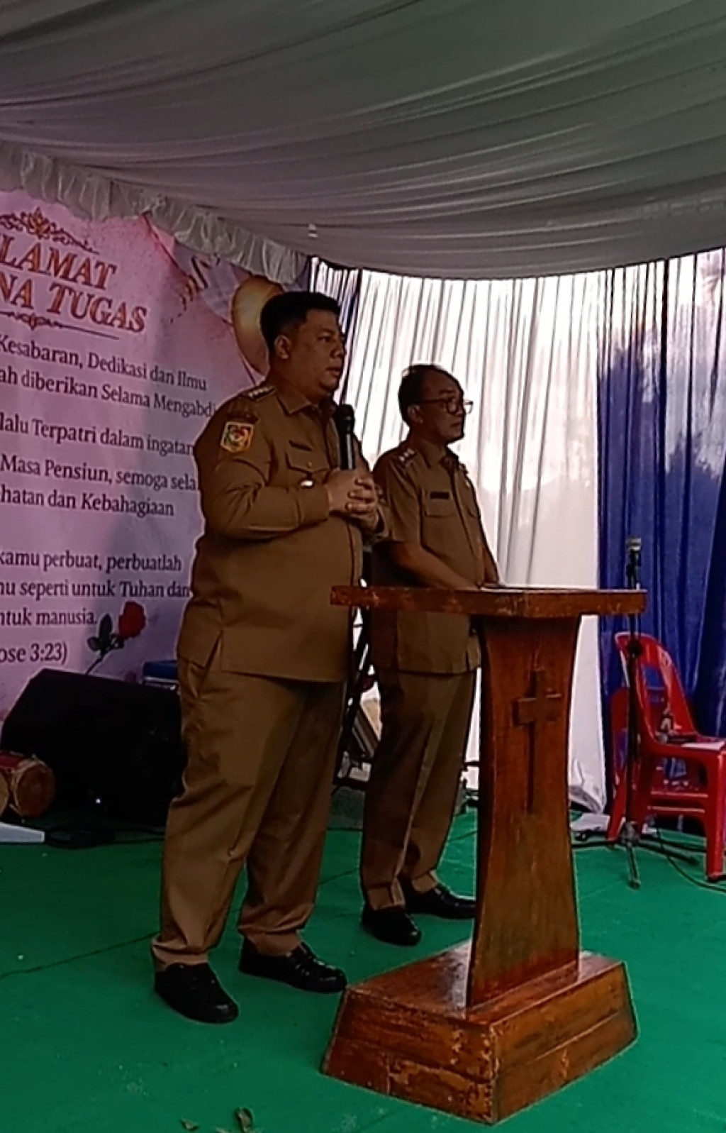 Bupati Samosir Apresiasi Dedikasi Jonson Gultom: Dimana Inovasi Pendidikan Samosir Harus Diteruskan