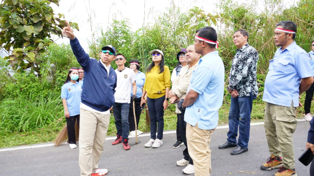 Bupati Taput Apresiasi Aksi Nyata Yayasan Pelita Kita Bersama di Siatas Barita