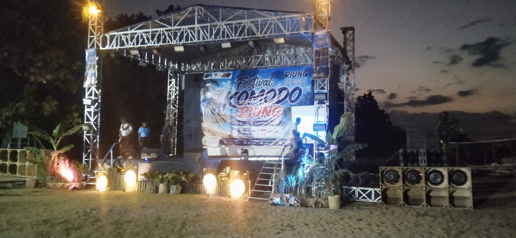 Dari Watulajar, Ngada Nyalakan Bara Konservasi: Komodo, Pariwisata, dan Masa Depan Ekonomi Riung