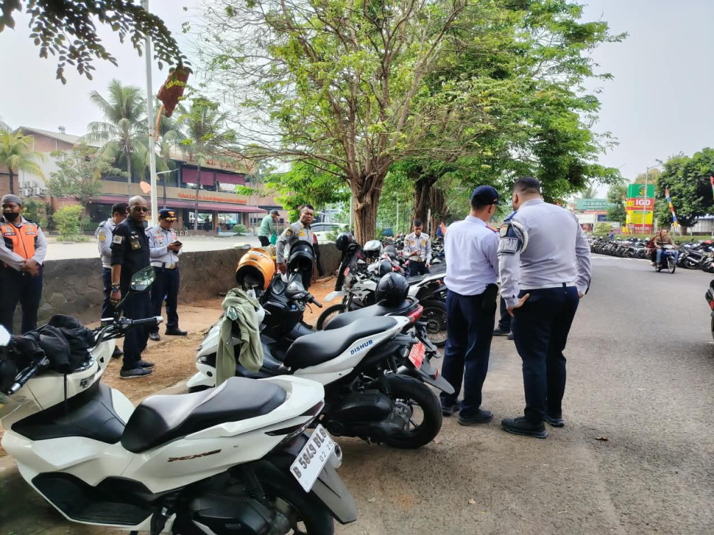 Dishub DKI Turun Tangan, Parkir Liar Depan RS Hermina Kalideres Segera Ditertibkan