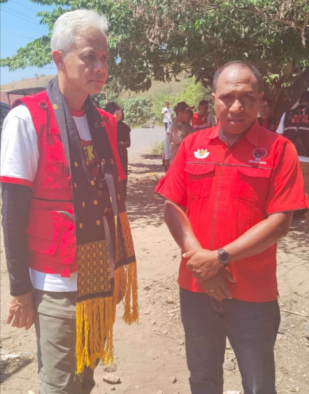 Ganjar dan Risma Terjun ke Lokasi Gempa Ngada, PDIP Bawa Bantuan dan Pastikan Warga Tak Sendirian