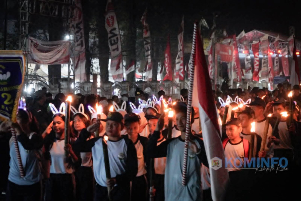Gelorakan Semangat Kemerdekaan dan Penghormatan Pahlawan,Pemkab Karo Gelar Pawai Obor dan Renungan Suci