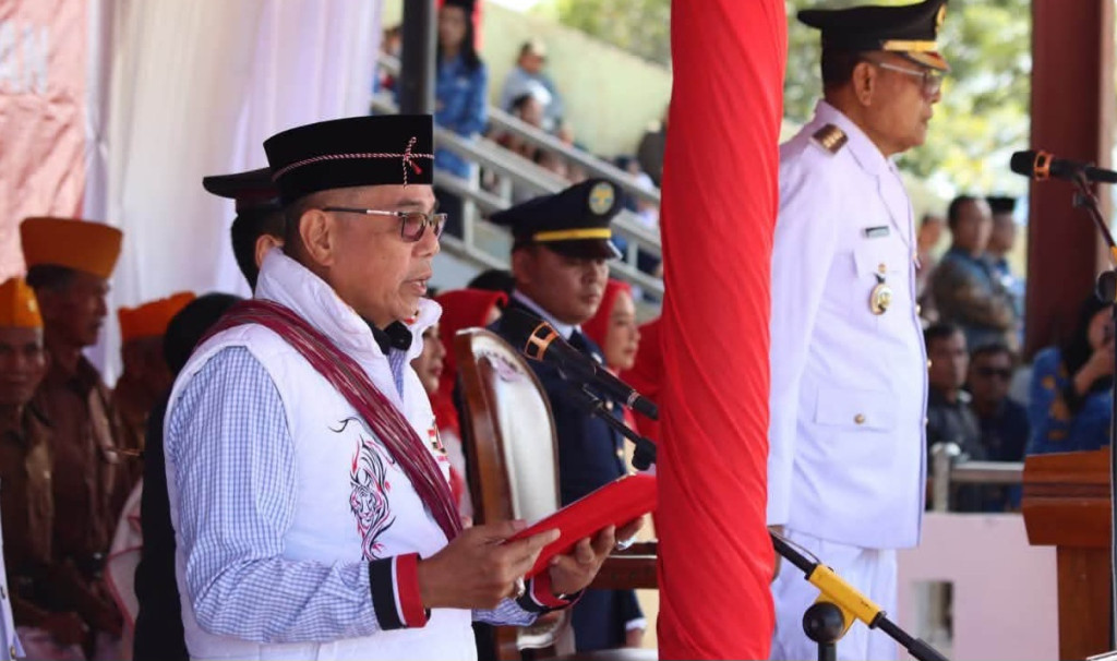 HUT Kemerdekaan RI ke-81, Hinca Panjaitan Bacakan Teks Proklamasi di Dairi