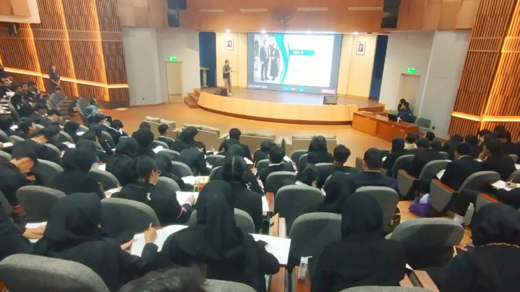 Induction Days CCIT FTUI Jadi Bekal Mahasiswa Mengenal Dunia Akademik dan Industri
