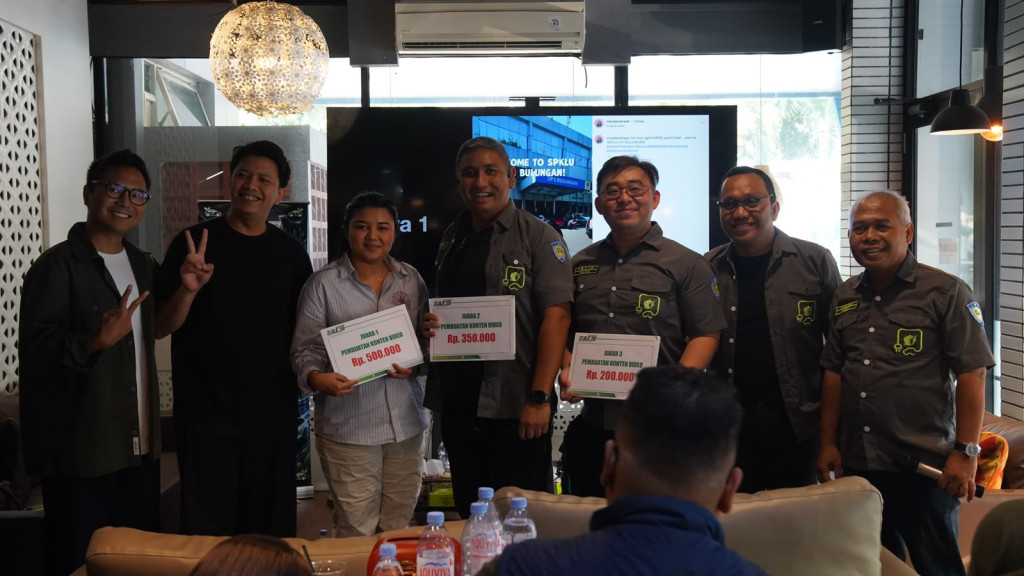 Kolaborasi PLN dan KOLEKSI Perkuat Literasi Kendaraan Listrik untuk Dukung Transisi Energi Bersih