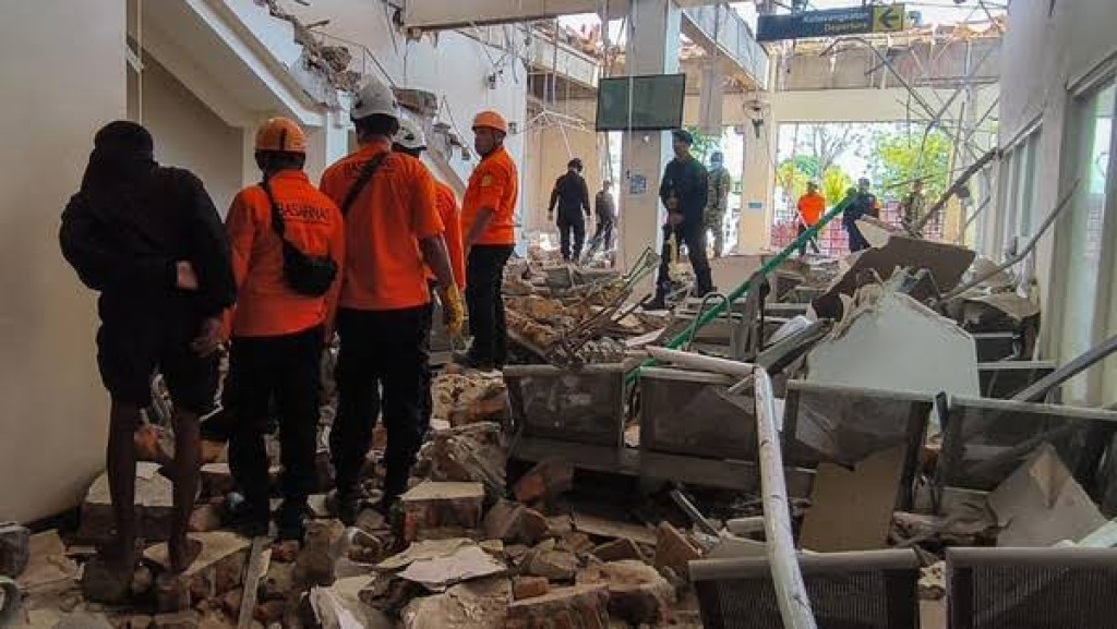 Mendagri Minta Pendataan Kerusakan Gempa NTT Dikebut, Bantuan hingga Rp70 Juta Disiapkan