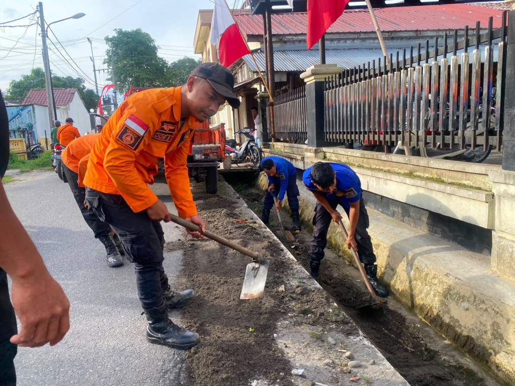 Pemko Binjai Gelar Gerakan ASRI Serentak di Lima Kecamatan