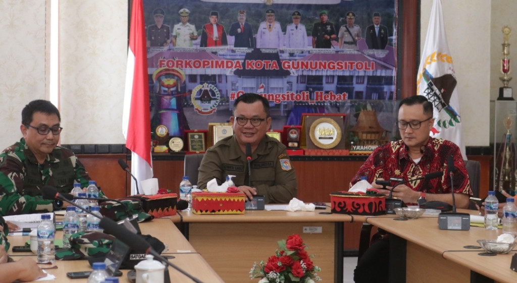 Perkuat Sinergi dan Koordinasi, Wali Kota Gunungsitoli Terima Tim Monev Satgas PRR Aceh - Sumbar
