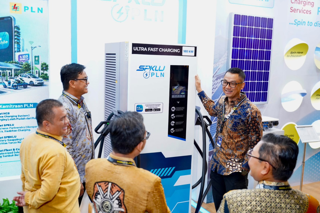 PLN Perluas Infrastruktur Kendaraan Listrik, Hadirkan Diskon Tambah Daya 50 Persen bagi Pengunjung GIIAS