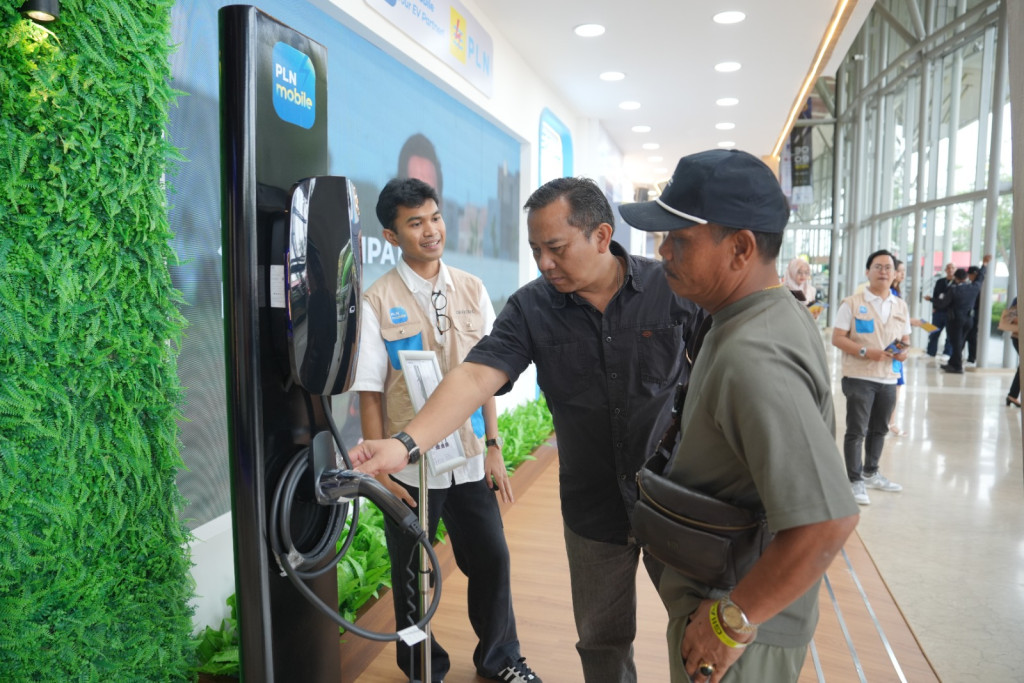 PLN Permudah Kepemilikan Home Charger Lewat HCS Ultima di GIIAS 2026