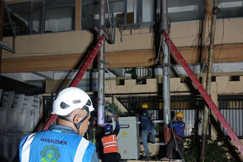PLN Tuntaskan Pemulihan Listrik Flores Pascagempa M7,7, Seluruh Pelanggan Kembali Terlayani