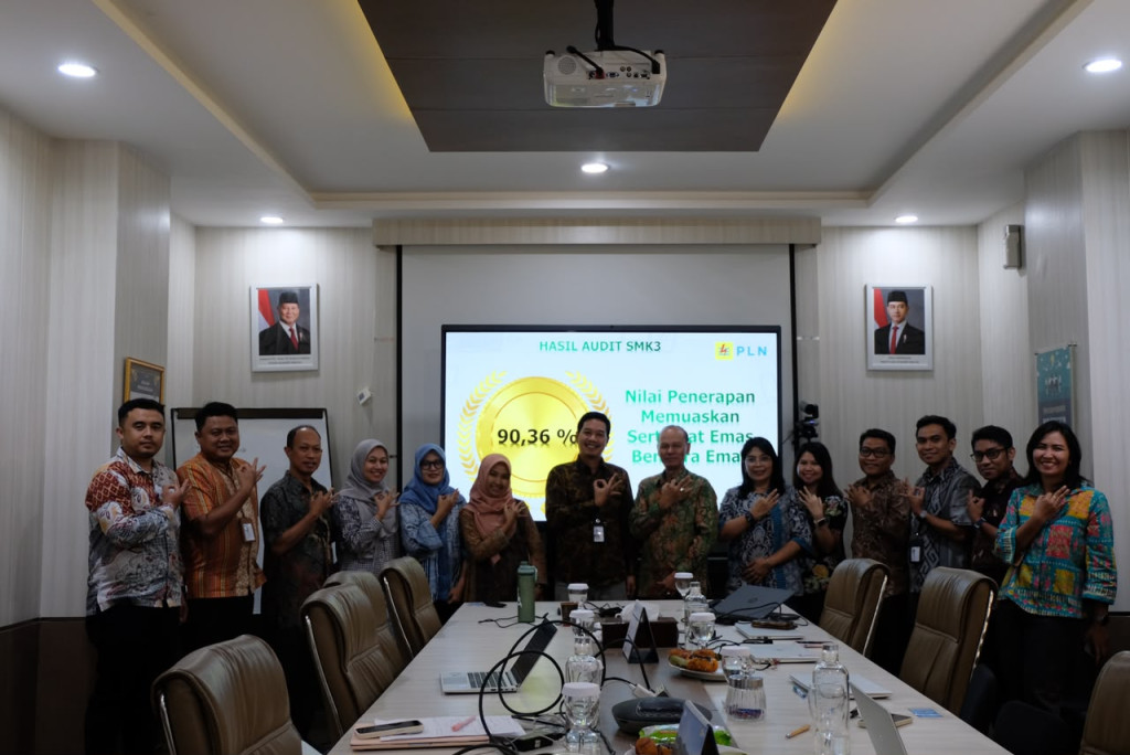 PLN UIP Sulawesi Raih Bendera Emas Audit SMK3 dengan Nilai 90,36 Persen