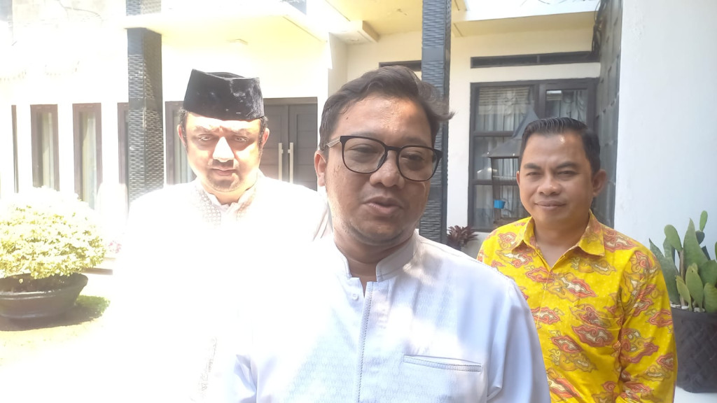 Ribuan Ibu-Ibu Pengajian Al Hidayah Sumedang Semarakkan Peringatan HUT RI ke-81