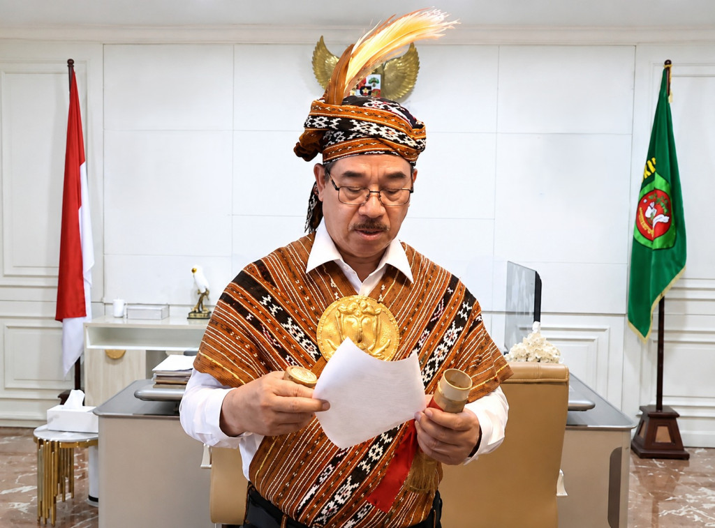Surat dari Manusela dalam Bambu, Pesan Adat untuk Gubernur