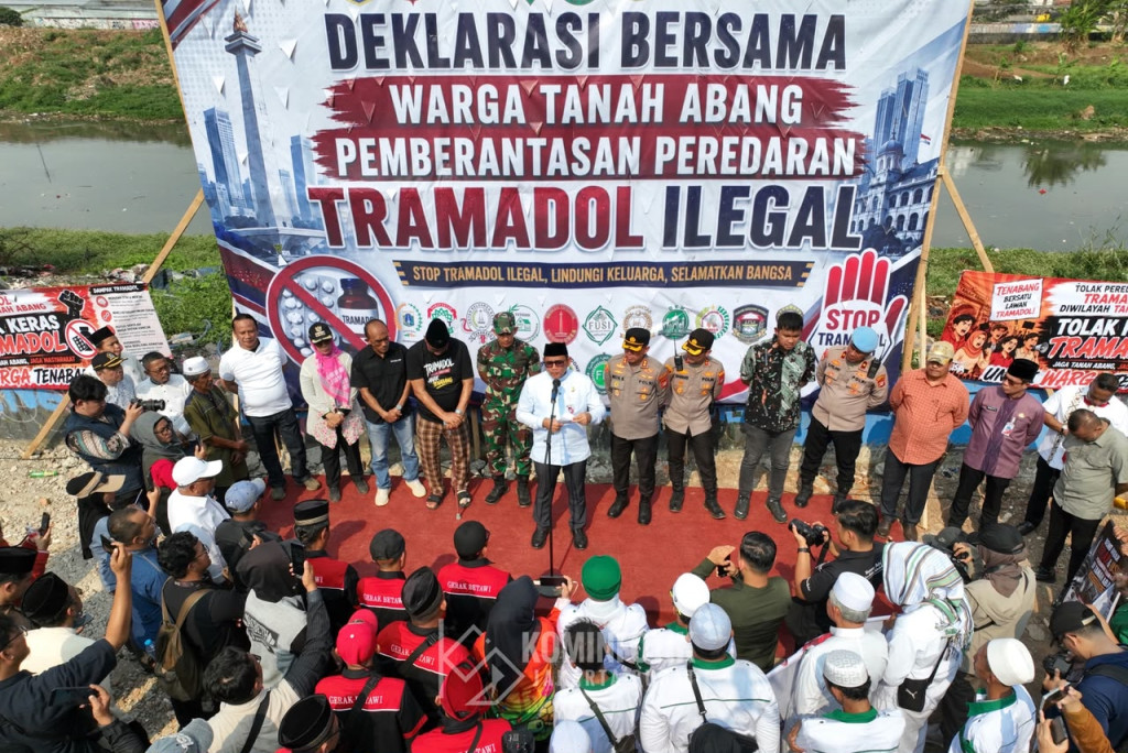Tanah Abang Nyatakan Perang terhadap Tramadol Ilegal, Wali Kota Arifin: Basmi Sampai Bersih!