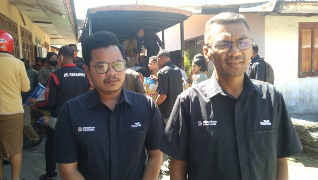 Taspen Gerak Cepat, 5 Genset dan Ratusan Paket Sembako Dikirim untuk Korban Gempa Ngada