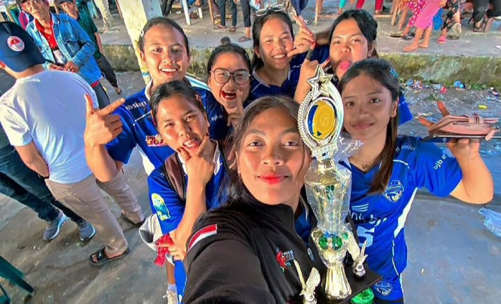 VOPUTSI Juara 1 Turnamen Volly HIPPTIS CUP ll