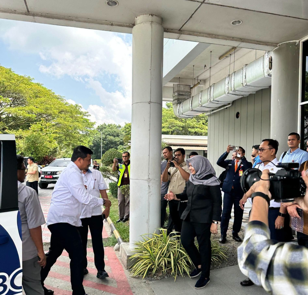 Wakil Bupati Madina Ikut Penerbangan Pertama Wings Air Rute Bandara Kualanamu Medan Menuju Bandara Abdul Haris Nasution Madina