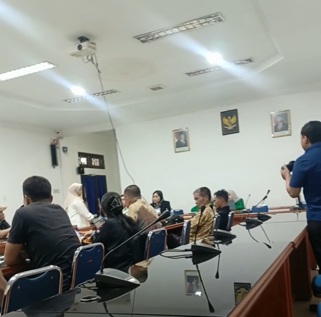 Warga Sidoharjo 1 Jati Baru Dibiarkan Bingung: Oknum Staf DPRD Deliserdang Tak Beri Edukasi Prosedur RDP