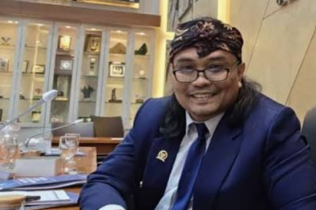 Yurizal Meninggal Usai Keluhkan Layanan, DPR: Pasien BPJS Bukan Kelas Dua