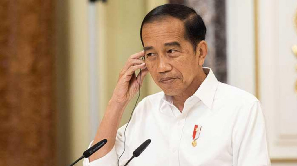 Jokowi Geleng-geleng Lihat Pejabat Pamer Liburan ke Luar Negeri