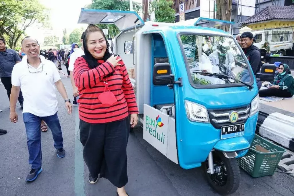 PLN Kenalkan Electrifying Lifestyle Pada CFD Semarang