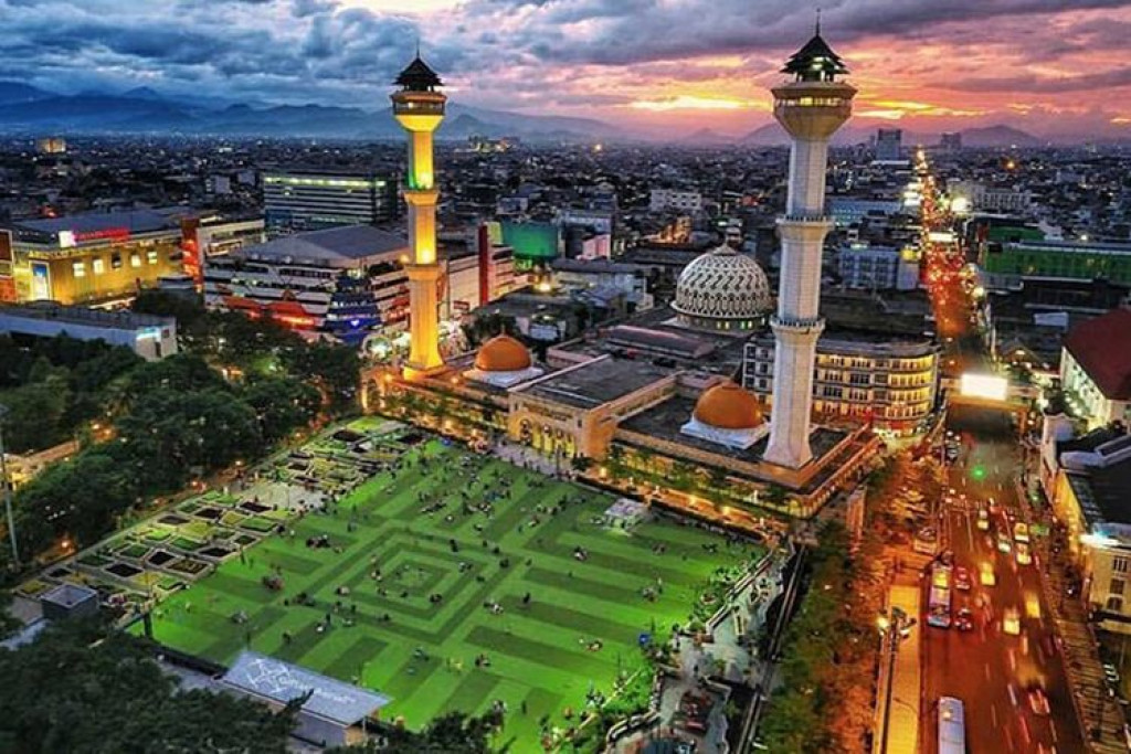 Rekomendasi Wisata Dekat Pusat Kota Bandung