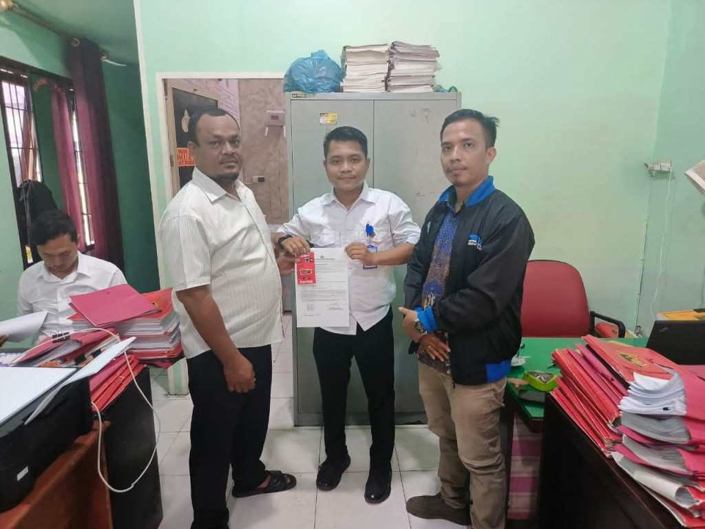 Kasus Pembakaran Rumah Aktivis Tapteng, Raju Serahkan Bukti Tambahan ke Polres