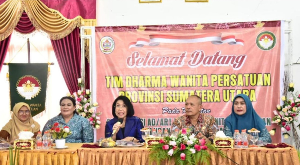 Salurkan 100 Paket Bantuan Stunting, Wagub Tapteng Apresiasi Dharma Wanita Persatuan Sumatera Utara