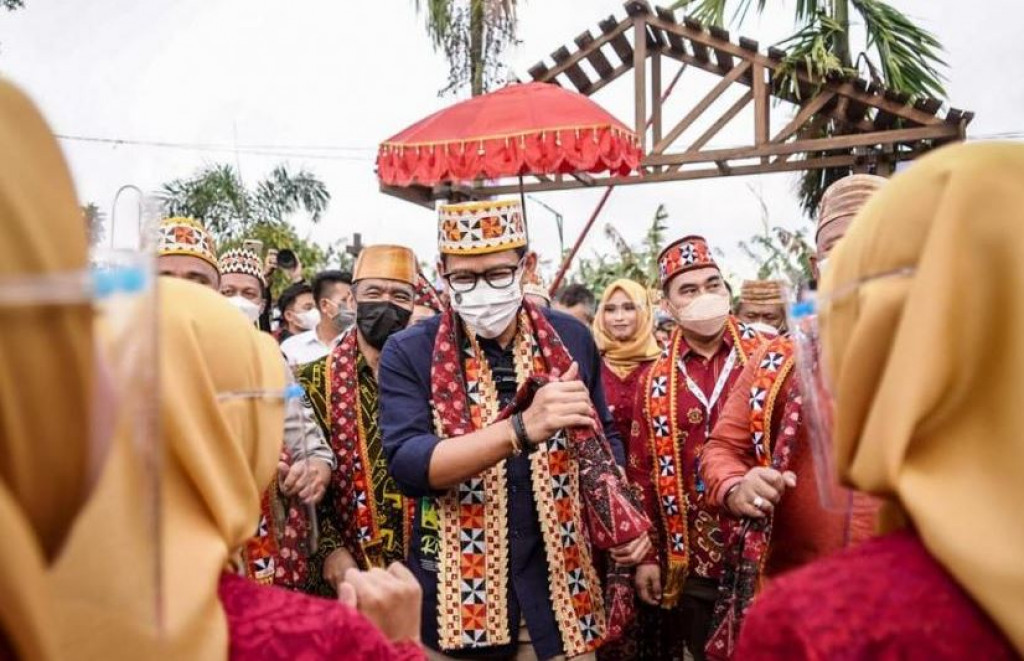 Berpotensi Tinggi, Menparekraf Ajak Influencer Promosikan Wisata Lampung