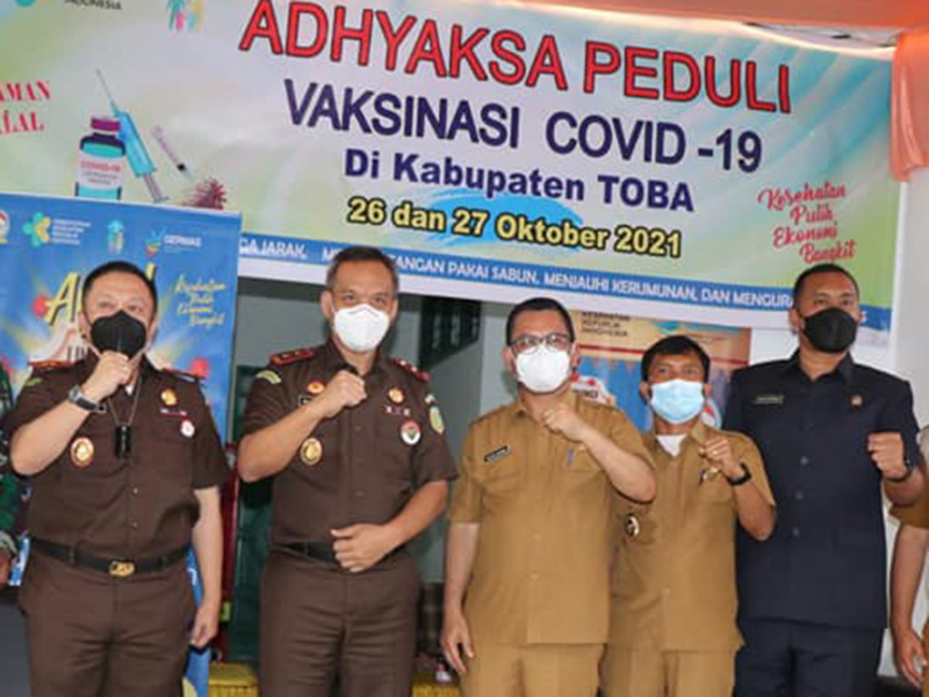 Adhiyaksa Peduli Vaksin Covid-19, Kajatisu Kunjungi Kabupaten Toba