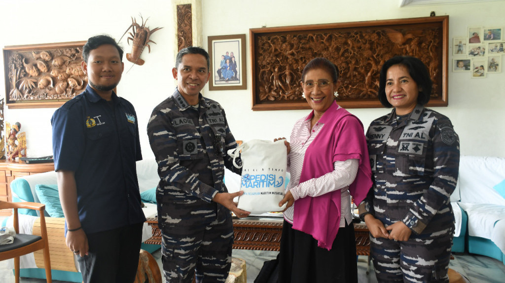 Danlanal Bandung dan Tim Ekspedisi Maritim Laksanakan Courtesy Call dengan Susi Pudjiastuti