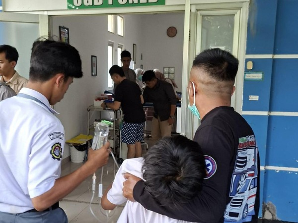125 Orang Diduga Keracunan Massal di Lembang Usai Menyantap Makan Bergizi Gratis
