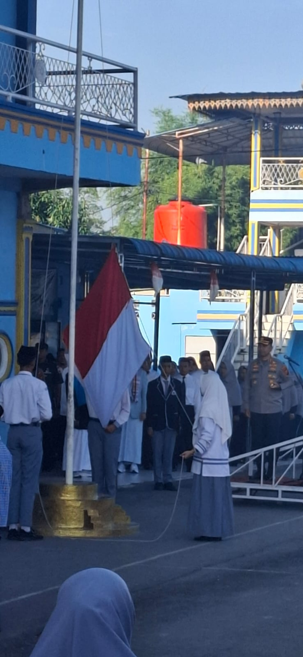 Bangun Karakter, Kapolrestabes Medan Pimpin Upacara Bendera di Yayasan Jabal Noor