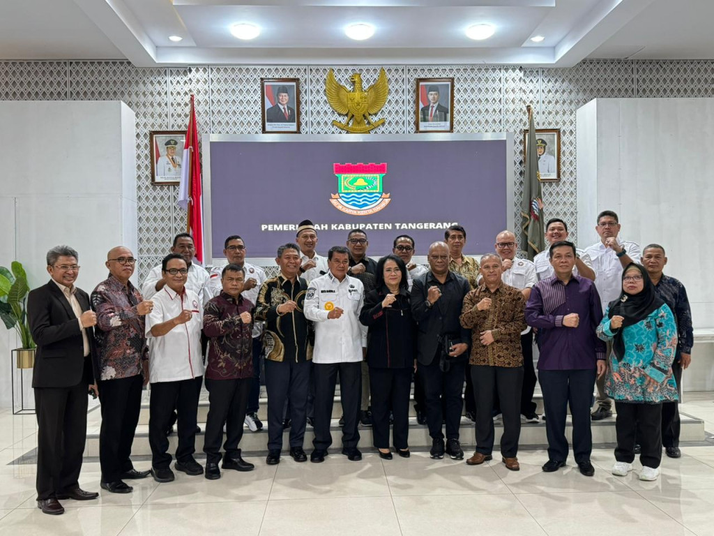 ALPERKLINAS Sebut PLN Semakin Inovatif, Kini Kapal Perang TNI AL Gunakan Listrik Darat demi Efisiensi BBM