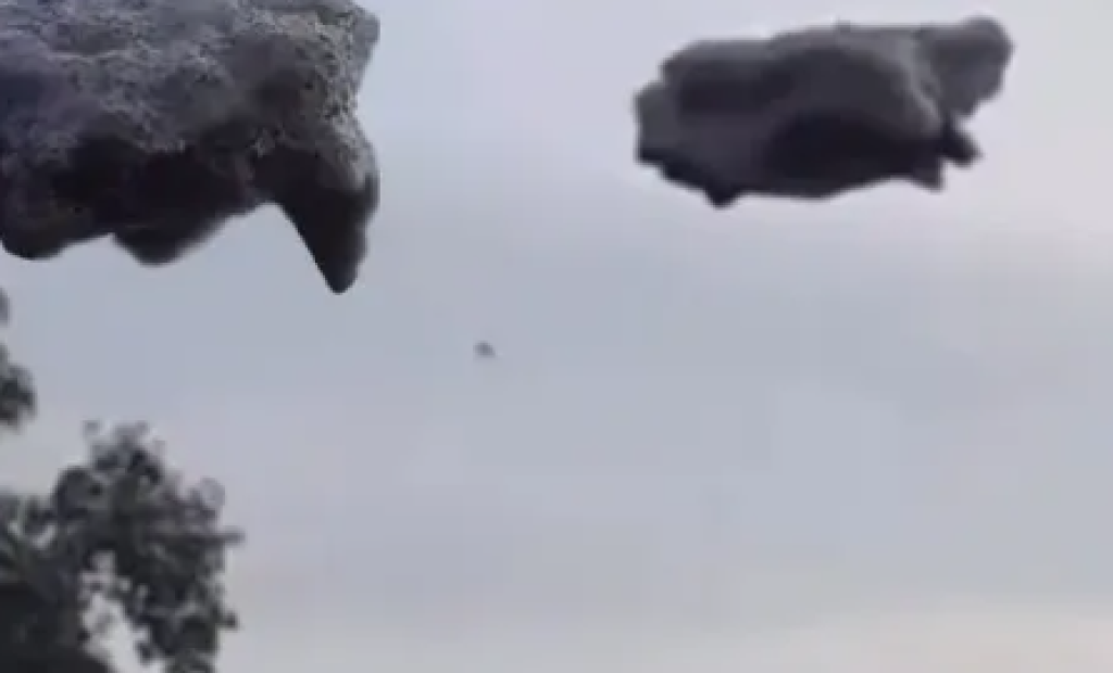 Awan Hitam Bikin Geger Warga Subang, DLH Ungkap Dugaan Mengejutkan