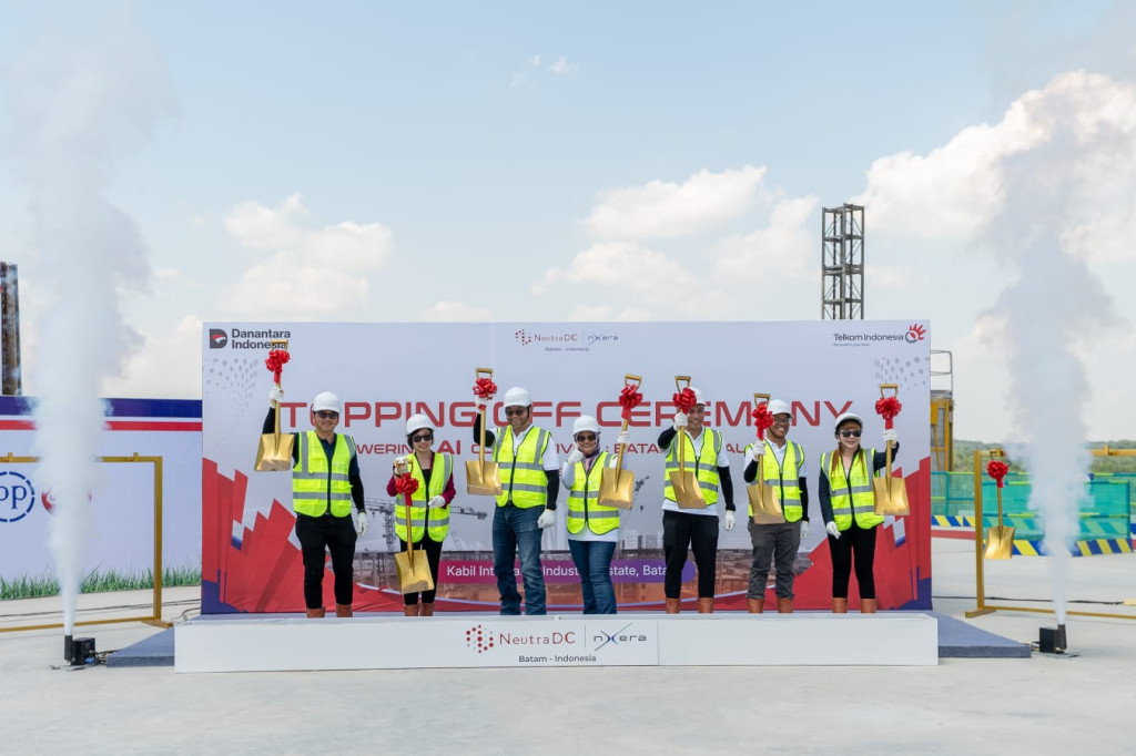 Lakukan Topping Off, TelkomGroup Siap Operasikan Hyperscale Data Center NeutraDC Nxera Batam Dukung Ekosistem AI
