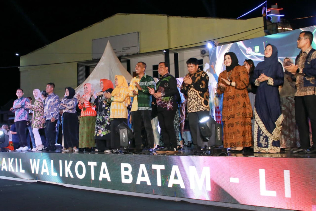 Malam Puncak BBFW 2025, Batik Batam Jadi Simbol Kreativitas dan Kebanggaan
