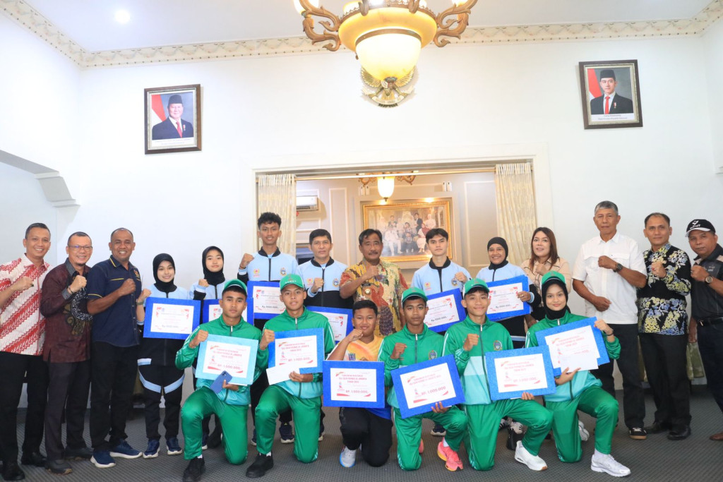 Pemko Binjai Sambut Atlet Berprestasi PON dan Lepas Atlet POPNAS 2025