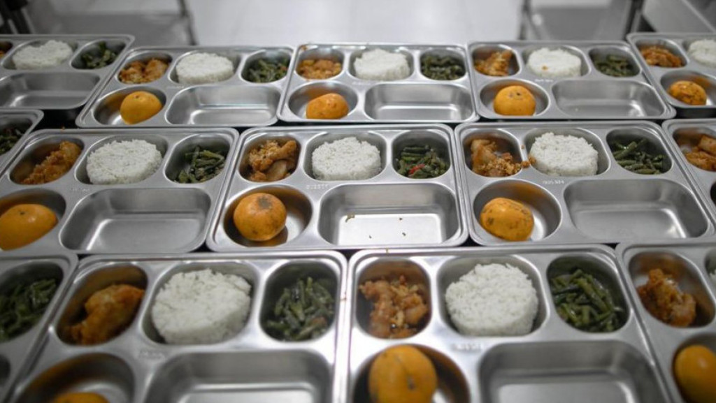 Percepatan MBG Picu Harga Telur dan Ayam Naik, Airlangga Tegaskan Inflasi Aman