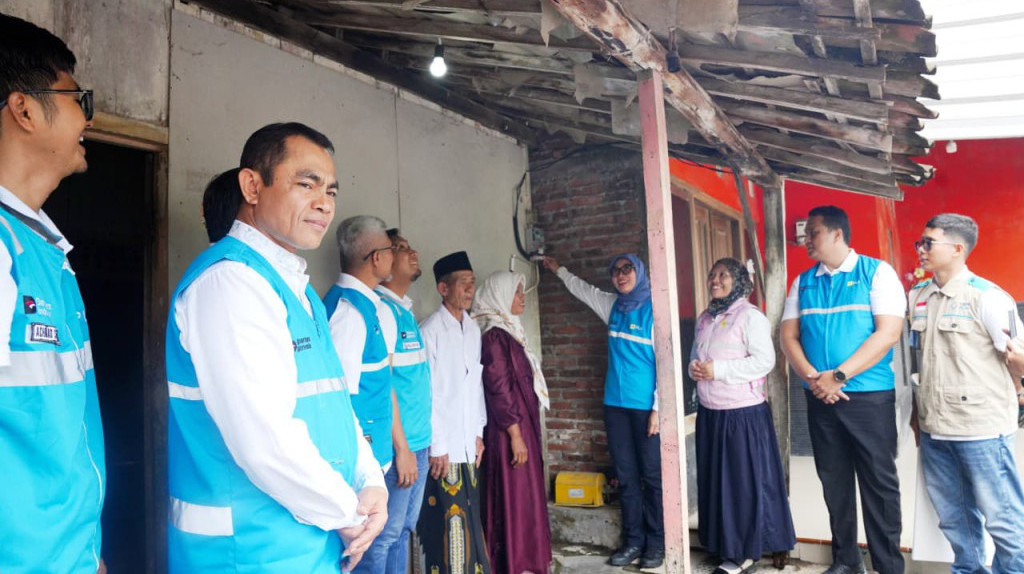 PLN Hadirkan Cahaya dan Harapan bagi Warga Demak Lewat Program Sambungan Listrik Gratis