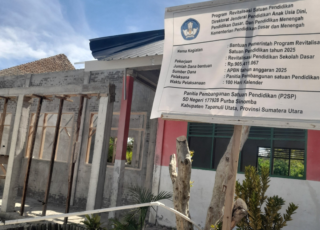 Revitalisasi SDN 177928 Purbasinomba Capai Kemajuan Nyata, Ditargetkan Rampung Desember 2025