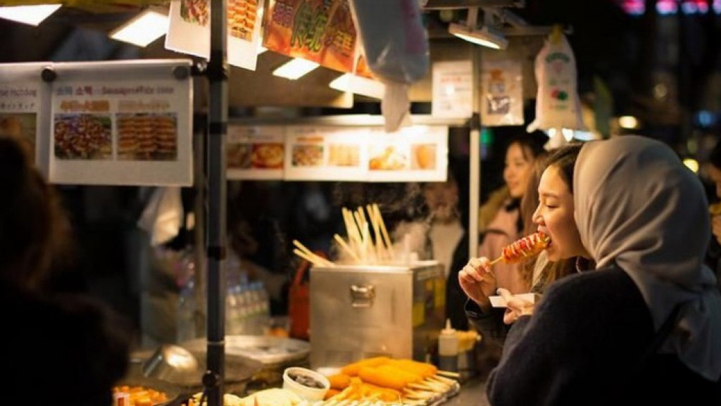 Tak Usah Jauh-jauh ke Korea, Ini 5 Pusat Street Food yang Patut Dikunjungi di Mataram
