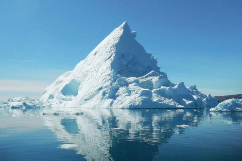Tertahan 37 Tahun di Dasar Laut, Gunung Es Terbesar di Dunia Akhirnya Bergerak