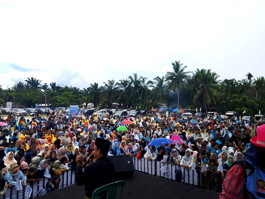 Ribuan Masyarakat Teluk Mega dan Sedinginan Bersatu Pilih Asset.