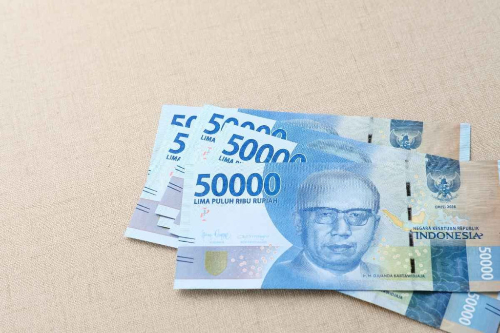 Airlangga Pastikan UMP 2026 Sudah Rampung, Tinggal Tunggu Pengumuman Resmi