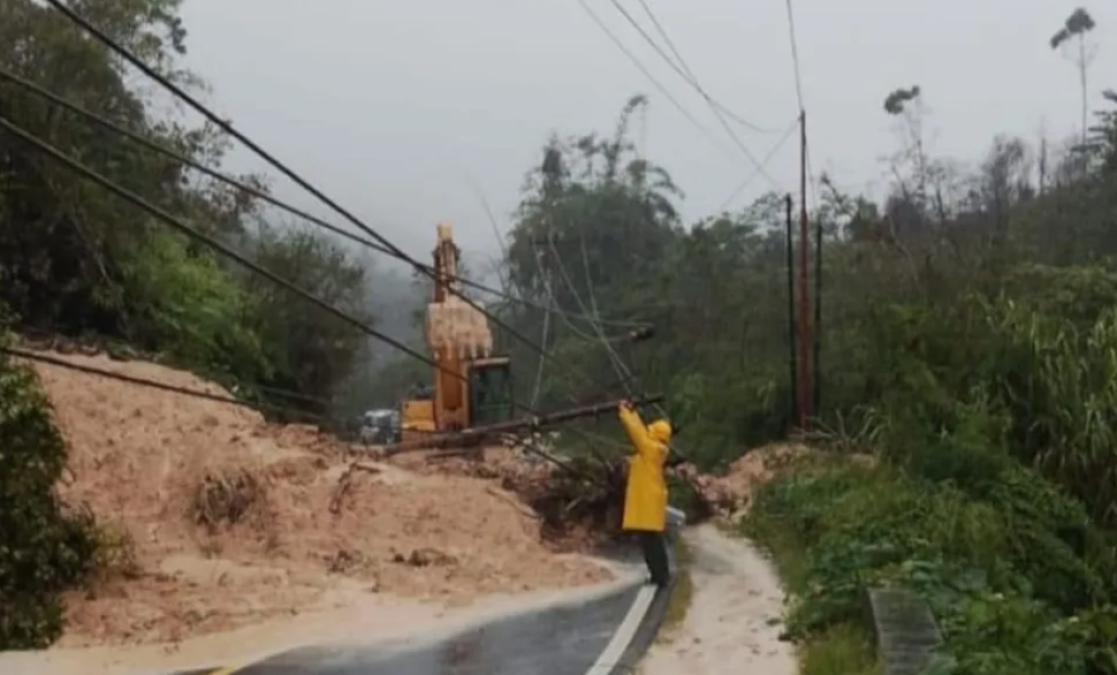 Banjir dan Longsor Tapteng–Sibolga, PLN Kerahkan Sistem Pemulihan Berbasis Safety First