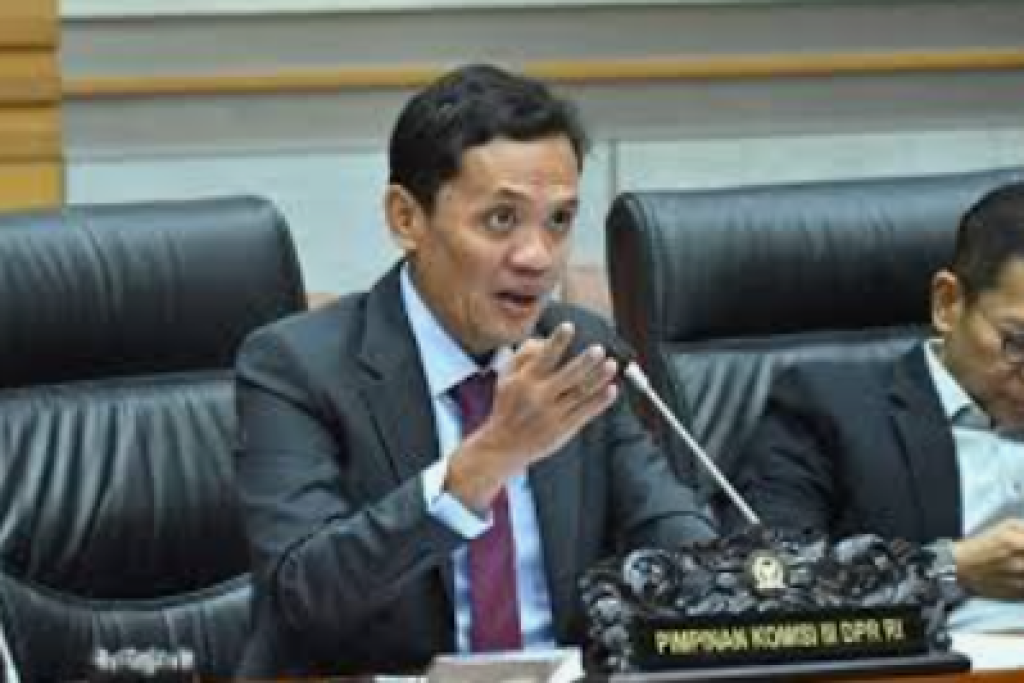 Bantah Isu Panas, Habiburokhman Tegaskan KUHAP Baru Tutup Peluang Polisi Sadap Tanpa Izin