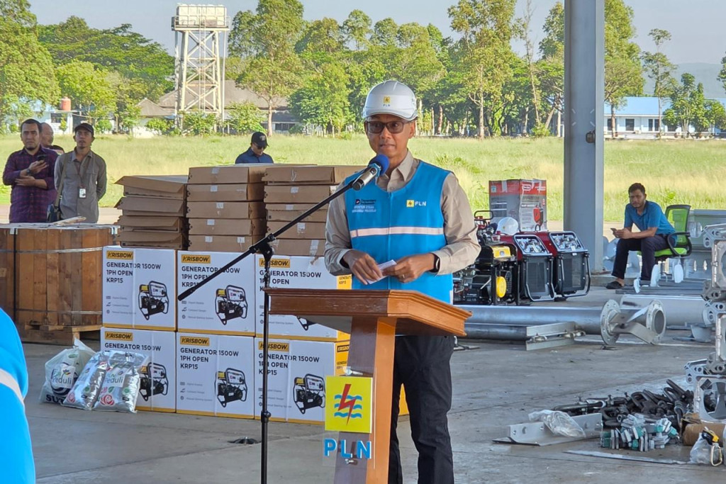 Belasan Tower Roboh, PLN Bangun Transmisi Darurat untuk Hidupkan Kembali Listrik Aceh