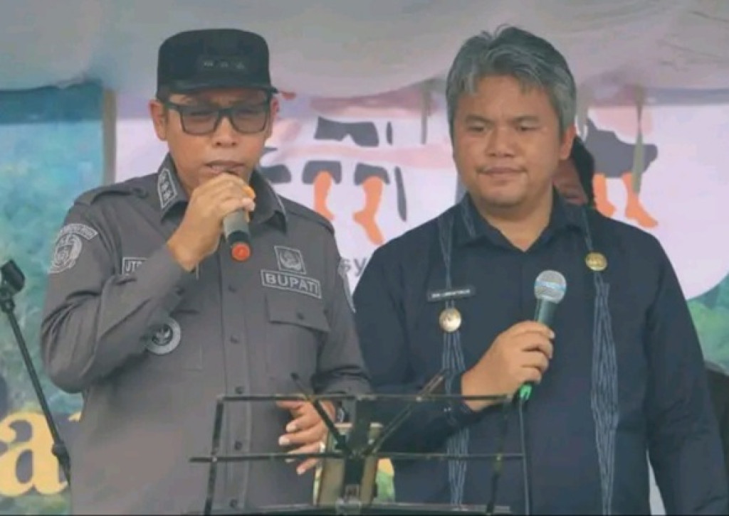 Bupati dan Wakil Bupati Taput Hadiri Pesta Syukuran Masyarakat Hukum Adat di Purbatua